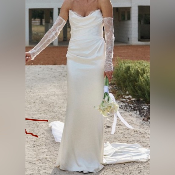 Katherine Tash  - Cecilia dress w/ matching gloves - Picture 13 of 13